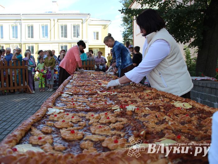 Празднование 850-летия началось в храмах Великих Лук (ФОТО)