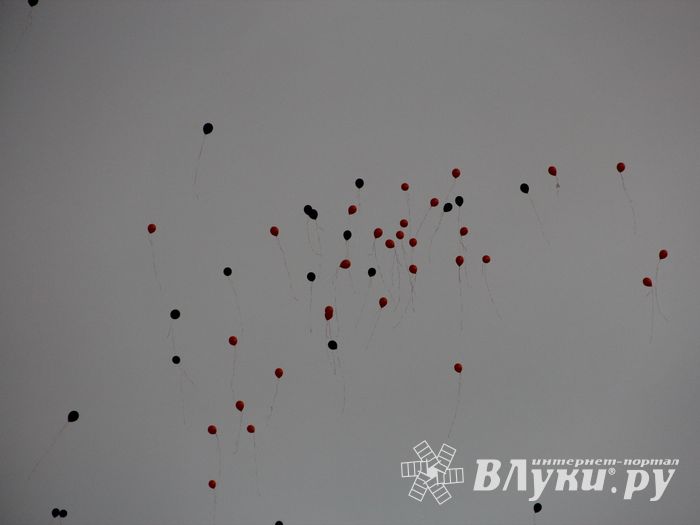 Сегодня над Великими Луками летели шары