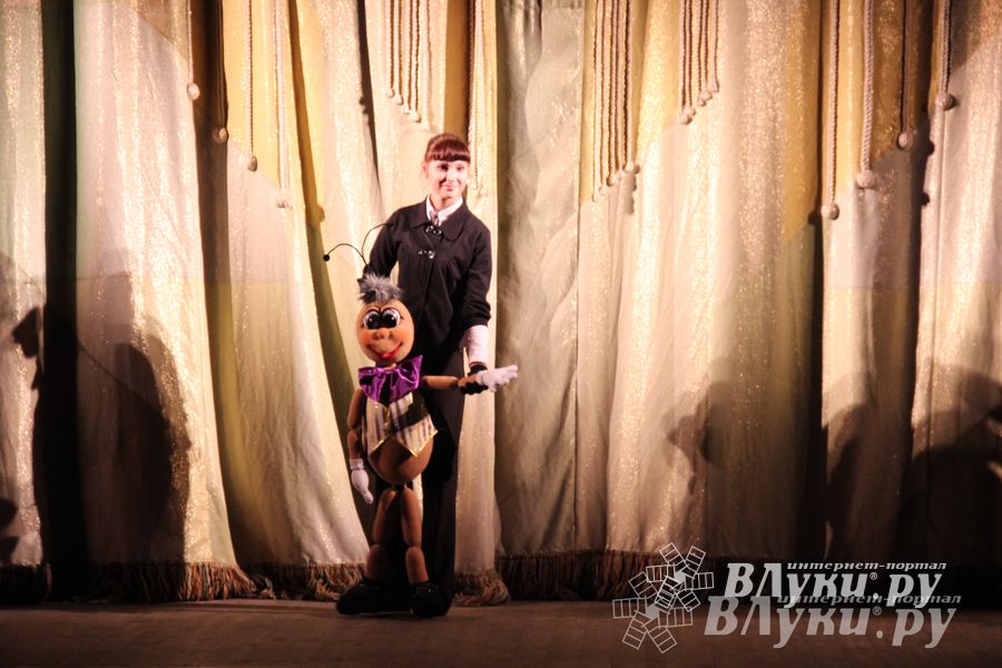 В городском ДК им. Ленина состоялась премьера музыкальной сказки «Буратино»