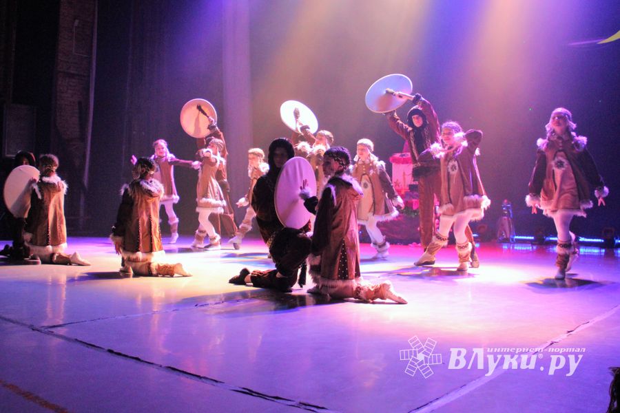 В ГДК им. Ленина встречают Новый год (ФОТО)