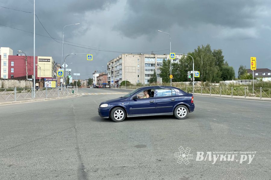 Вниманию автомобилистов Великих Лук (ФОТО)