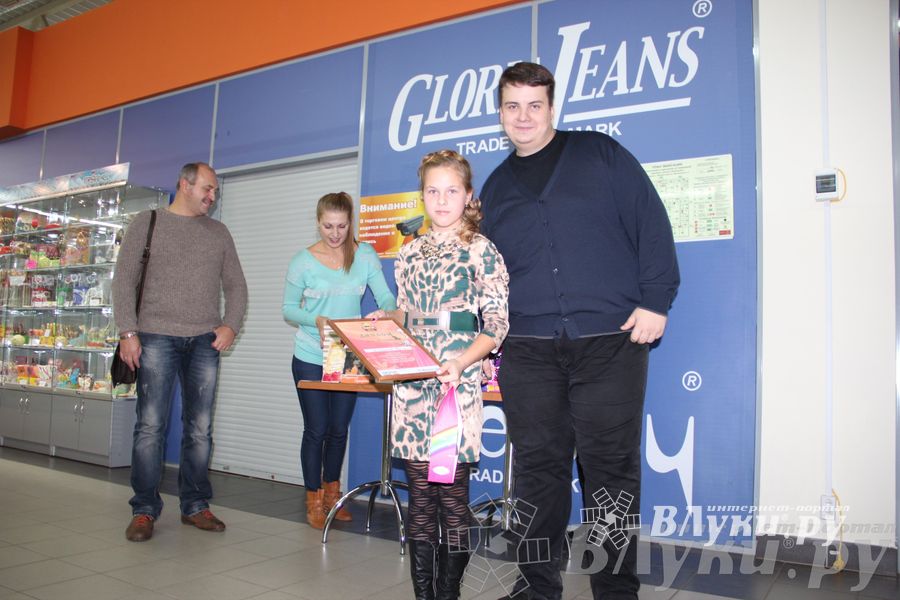 Названа победительница конкурса «Маленькая Красавица Великие Луки 2013»