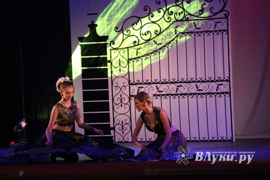 15 ноября театр моды "Абстракция" отметил 15-ти летний юбилей