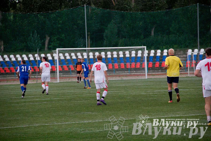 Футбольный матч «Экспресс-2» — «КПРФ»