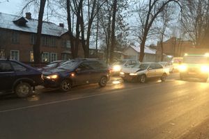 В Великих Луках произошло тройное ДТП (фото)