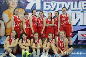 Великолучанки заняли первое место в дивизиональной игре «КЭС-Баскет» (фото)