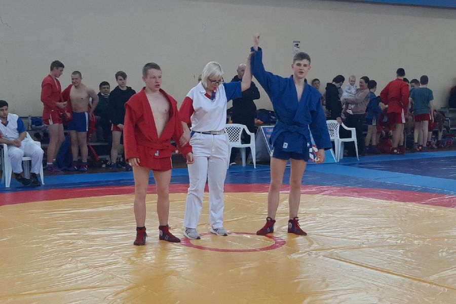 Великолучане привезли золотые медали с регионального турнира по самбо (ФОТО)