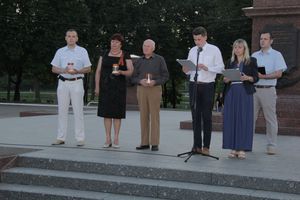 «Свеча памяти» в Великих Луках (ФОТО)