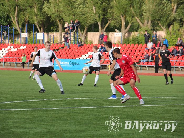 «Луки-Энергия» сыграла вничью в матче 4-го тура (ФОТО)