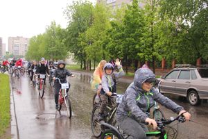 Зигзаг здоровья выполнили великолукские велосипедисты (ФОТО)