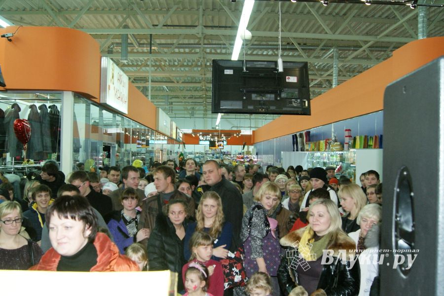 Ночь Распродаж в ТЦ «Апельсин»