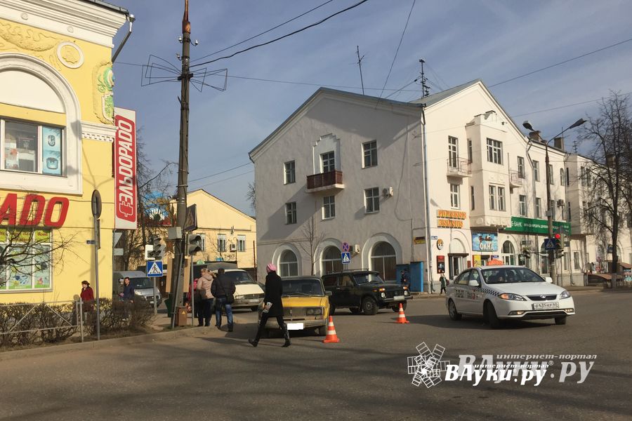 На перекрестке Ленина-Некрасова сбили пешехода (фото)