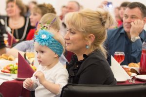 Андрей Турчак поблагодарил приемных родителей за любовь и тепло, которые они дарят детям (ФОТО)