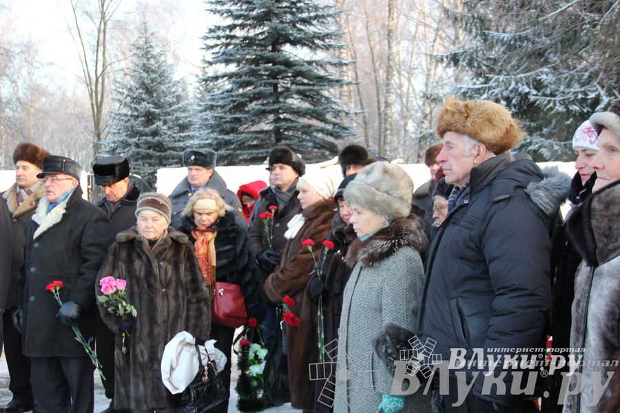 Торжественные мероприятия, посвященные 71-й годовщине освобождения Великих Лук от немецко-фашистских захватчиков (фото)