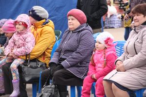 В Великих Луках проходит Весенняя ярмарка