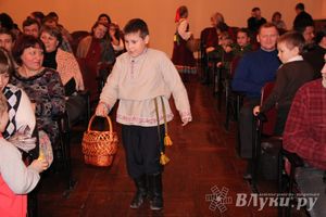  Рождественский концерт ансамбля «Заряница» прошел в Великих Луках (фото)