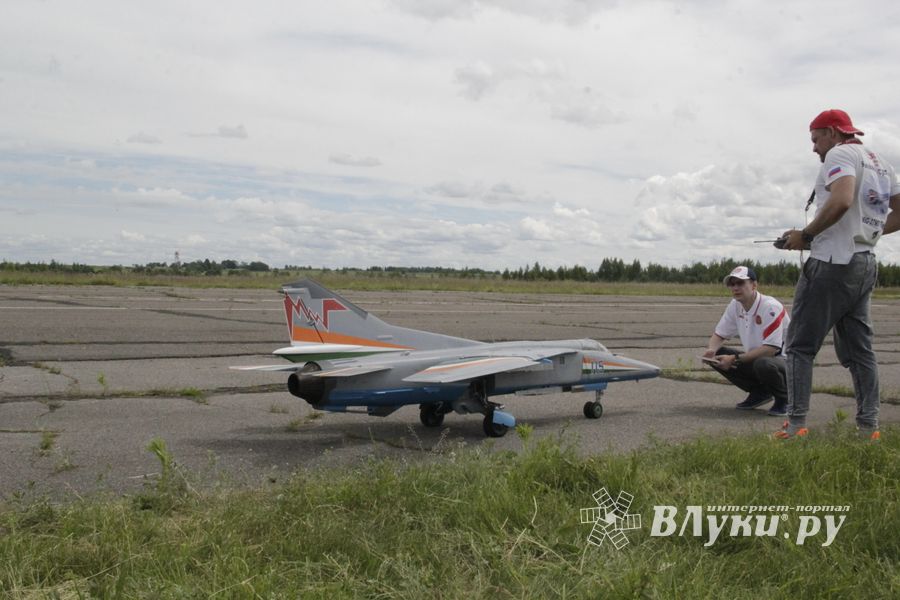 В Великих Луках состоялся «Фестиваль Авиамодельного Спорта России 2017» (ФОТО)