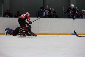 ХК «Экспресс» одержал победу над ХК «Евро-Керамика» в рамках НХЛ (ФОТО)