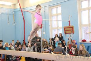 Соревнования по гимнастике посвятили освобождению Великих Лук