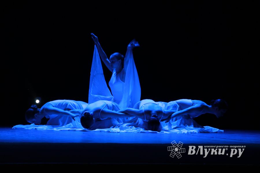 В ДК ЛК состоялся итоговый концерт фестиваля «Великолукская веснянка» (ФОТО)