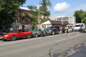 В Великих Луках столкнулись 5 автомобилей (ФОТО)