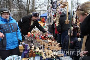Гуляния широкой великолукской Масленицы