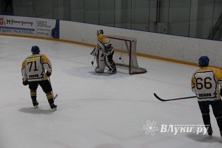 Матч в рамках Регионального Чемпионата НХЛ прошел в «Айсберге» (ФОТО)