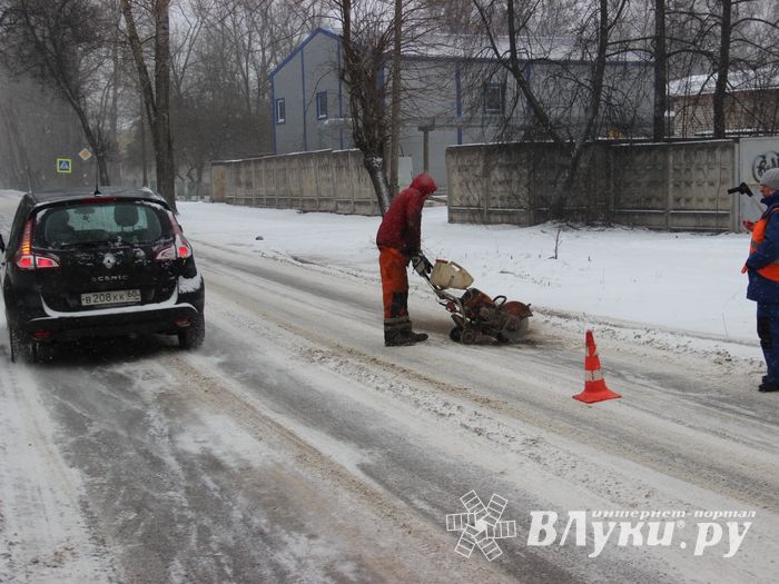 Вниманию автомобилистов-великолучан (ФОТО)