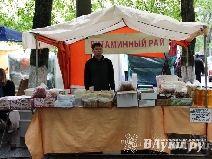 В Пскове проходит 22-ая универсальная выставка (фото)