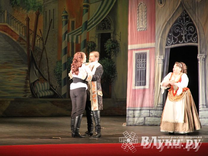 Санкт-Петербургский музыкальный театр представил зрителям мюзикл «Труффальдино из Бергамо» (фото)