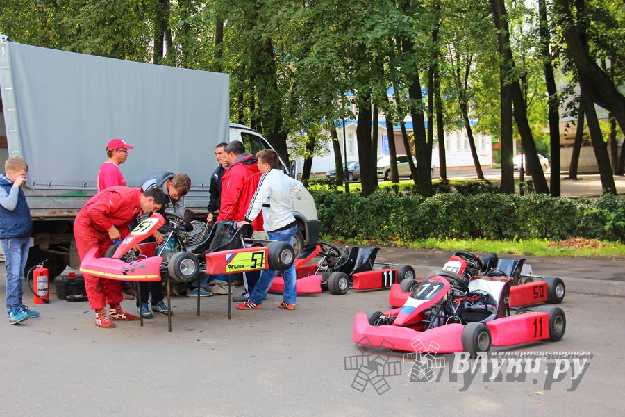 ​Великолучанин Николай Маркевич стал серебряным призером чемпионата г. Великие Луки по картингу (фото)