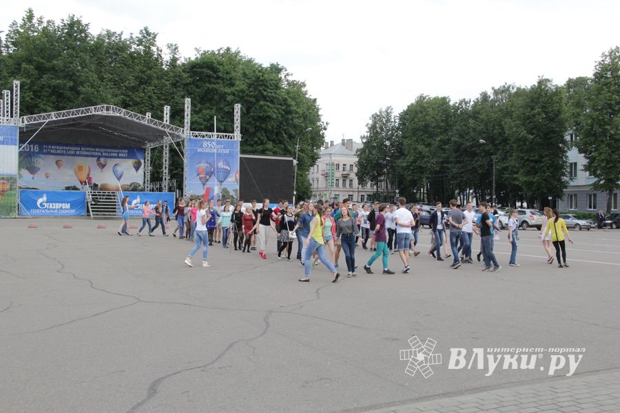 Репетиция вальса