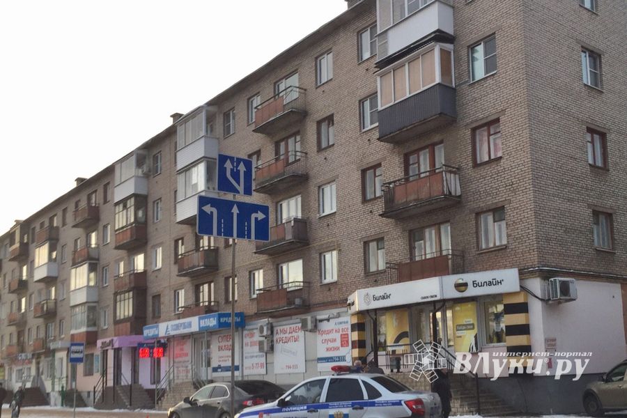 В Великих Луках на тротуаре сбили пенсионерку (ФОТО)