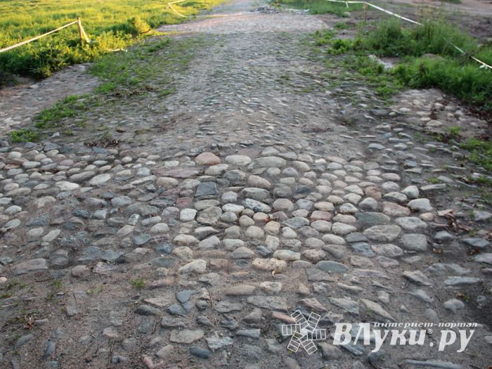 Реконструкция Великолукской крепости продолжается (ФОТО)