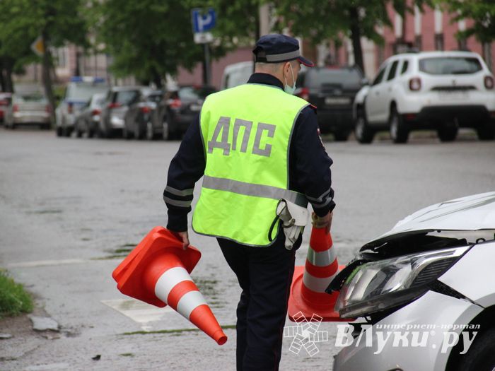 ДТП на проспекте Октябрьском (ФОТО)