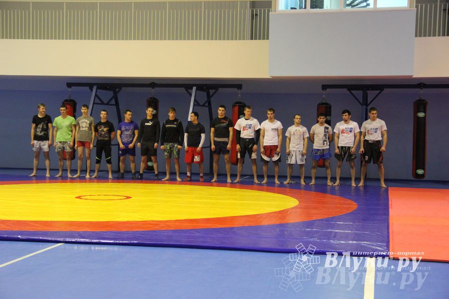 В Великих Луках открылся первый в Псковской области центр ММА