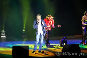 ДК ЛК Великие Луки: Две звезды в одном концерте (фото)