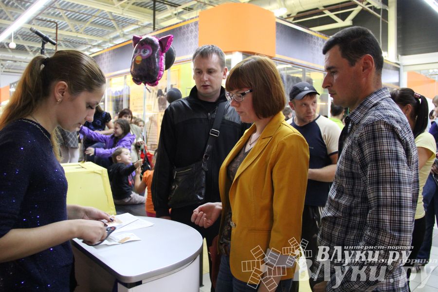 Торговый центр «Апельсин» отметил День рождения