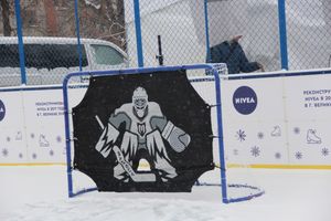 В Великих Луках появился новый каток (ФОТО)