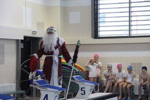 В Великолукском Айсберге прошли соревнования по плаванию на призы Деда Мороза (ФОТО)