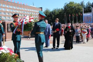 Военный парад в Великих Луках, часть II (ФОТО)