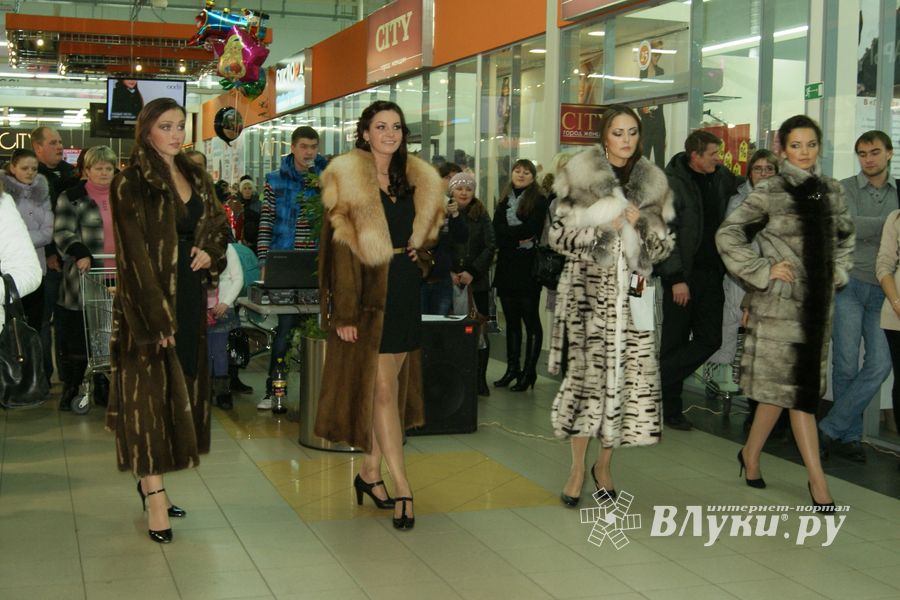 Ночь Распродаж в ТЦ «Апельсин»