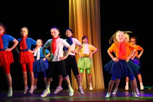 «Великолукская Веснянка» на сцене ДК ЛК