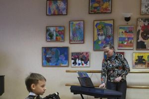 С «музыкальным алфавитом» познакомили воспитанников детских садов музыканты Детской школы искусств (фото)