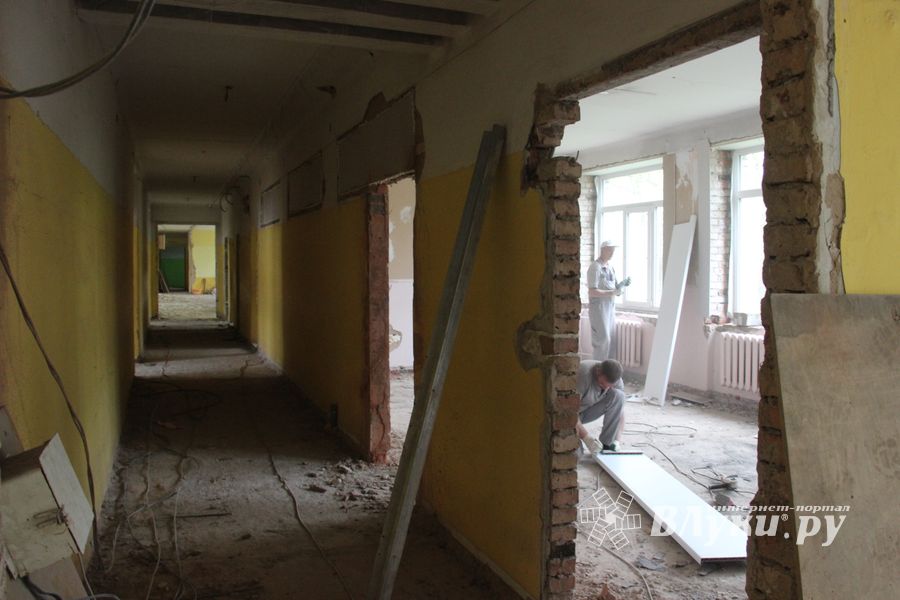 В школе №17 полных ходом идёт ремонт (ФОТО)