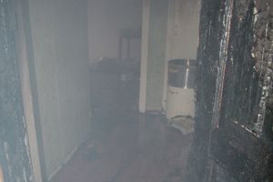 В Великих Луках на проспекте Гагарина загорелась квартира (фото)