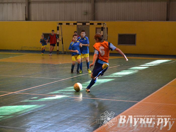 XII Традиционный Международный открытый турнир по мини-футболу среди юношей 2001-2002 г. р.