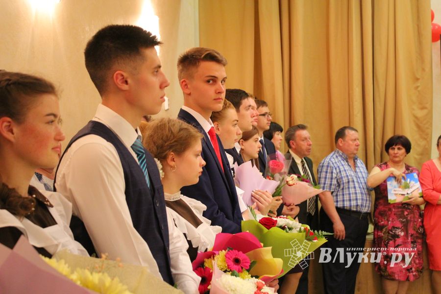 Последний звонок – праздник с нотками грусти (ФОТО)