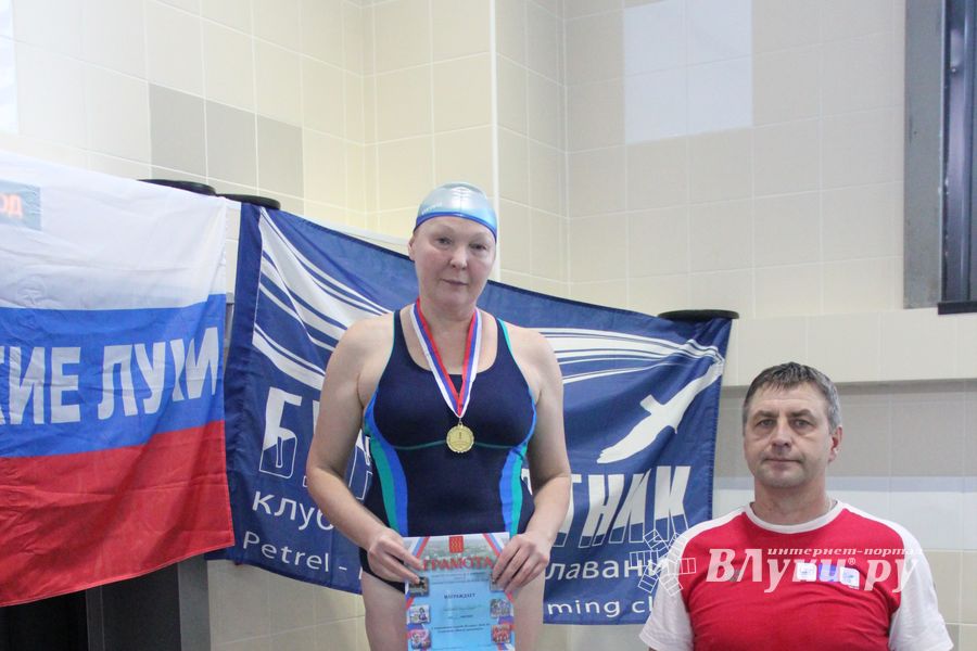 В Великих Луках прошло Первенство города по плаванию (ФОТО)