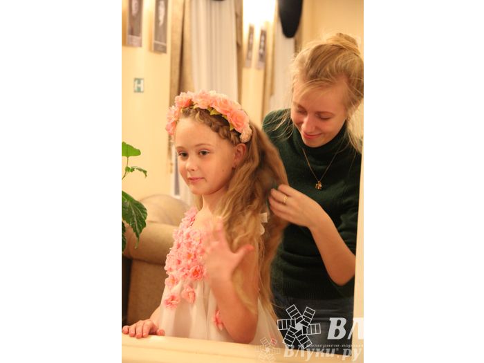 Фотосессия финалисток конкурса «Маленькая красавица Великие Луки 2014»